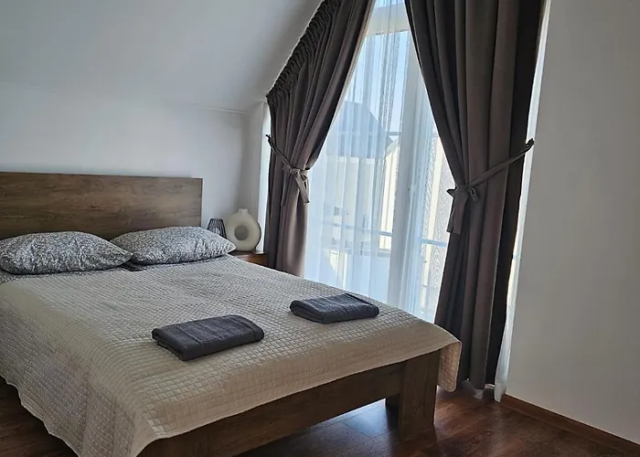 Bernsteinhaus * 팔랑가